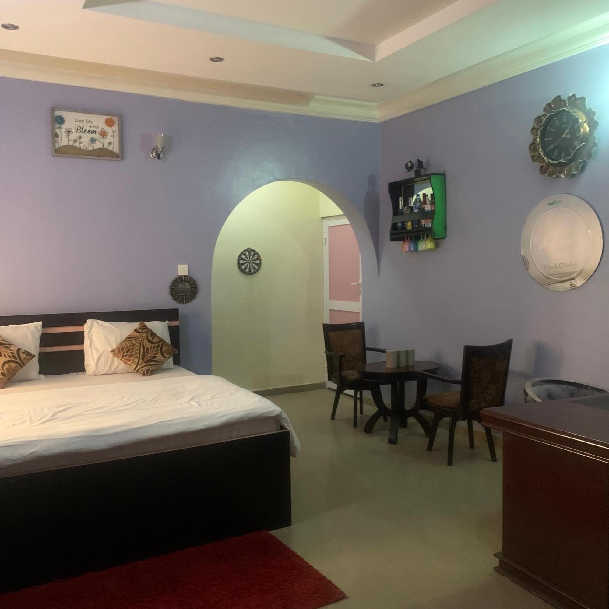 Health Plaza Abuja Aparthotel Exterior foto
